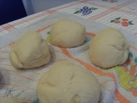 Panzerotti balls of dough