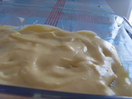 Tiramisu first layer with cream
